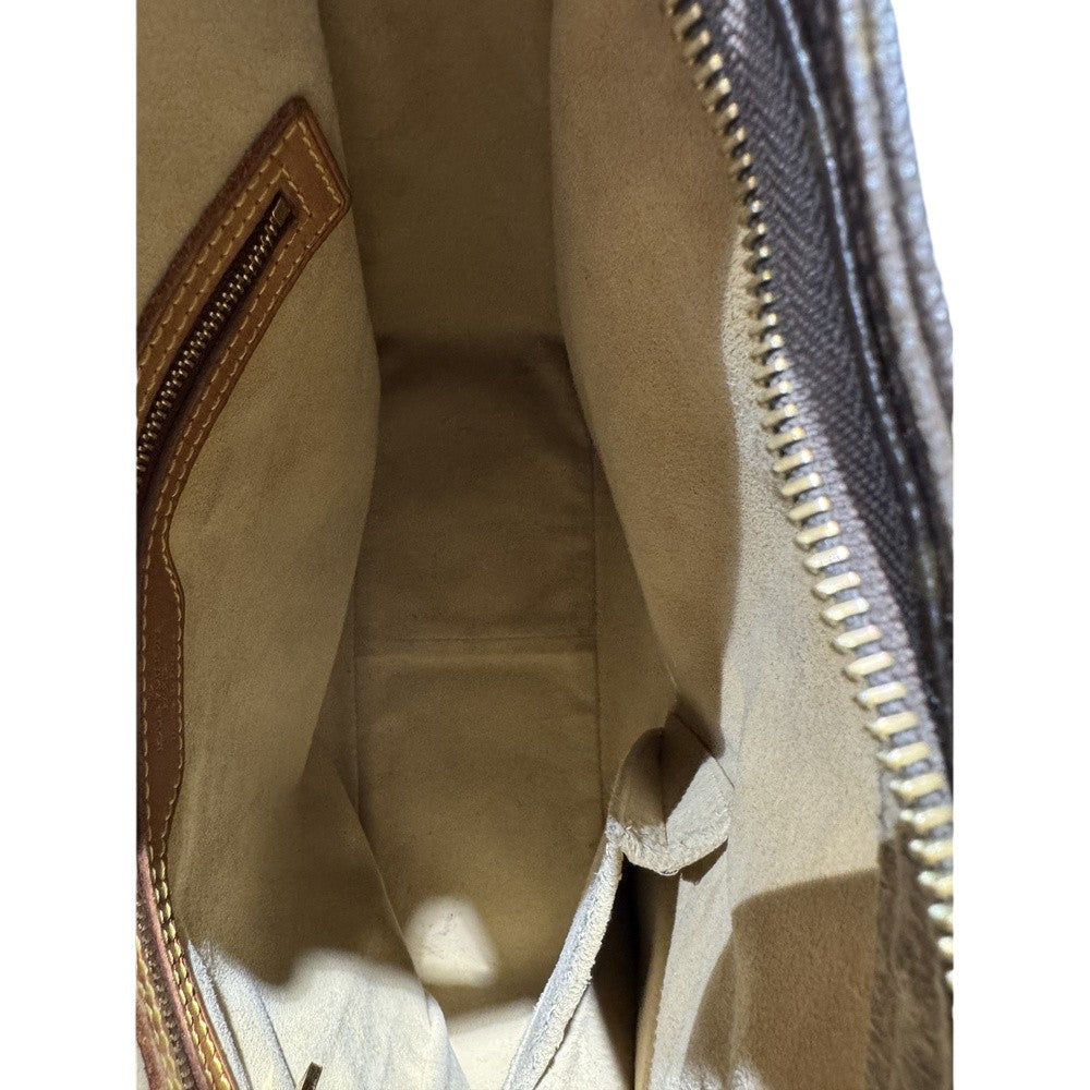 LOUIS VUITTON LOOPING MONOGRAM