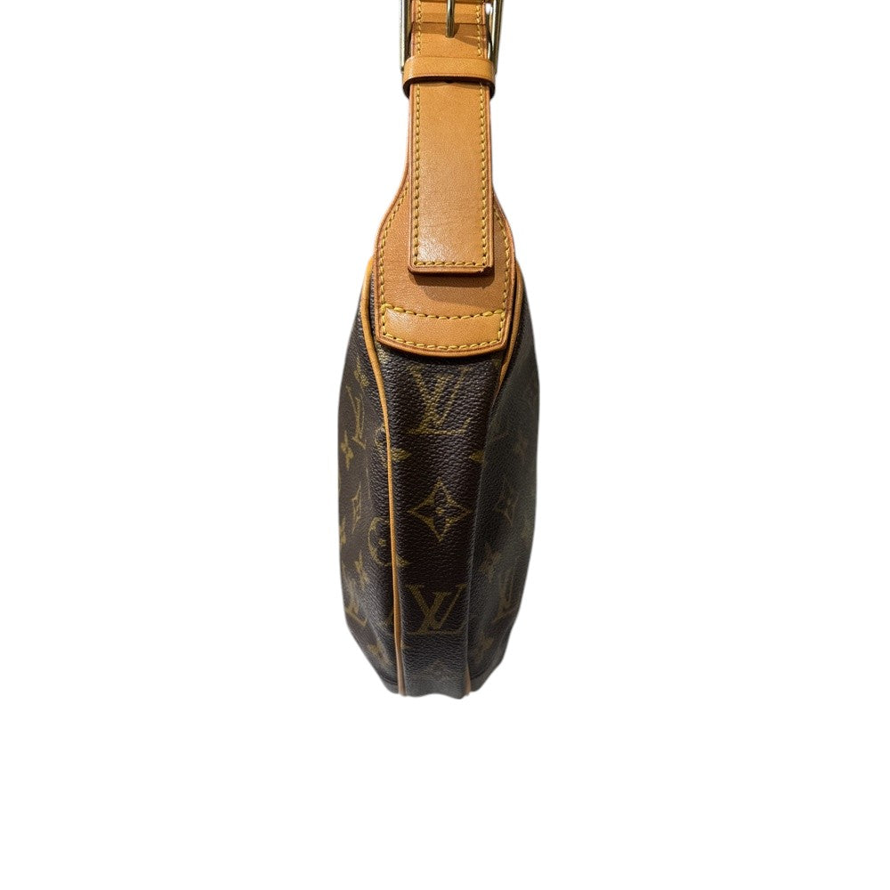 LOUIS VUITTON CROISSANT