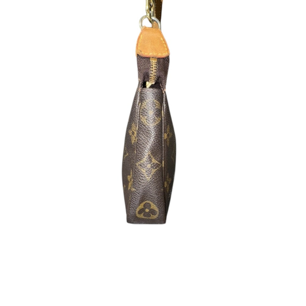 LOUIS VUITTON MONOGRAM POCHETTE