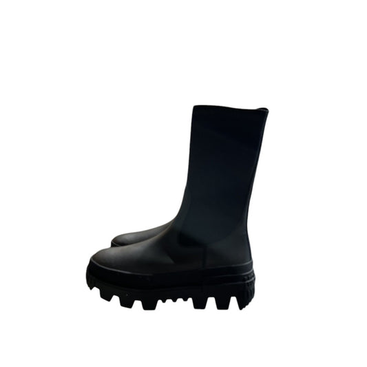 MONCLER CHELSEA BOOTS
