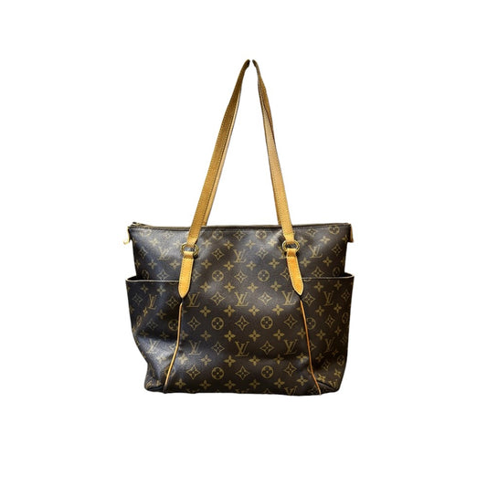 LOUIS VUITTON TOTALLY