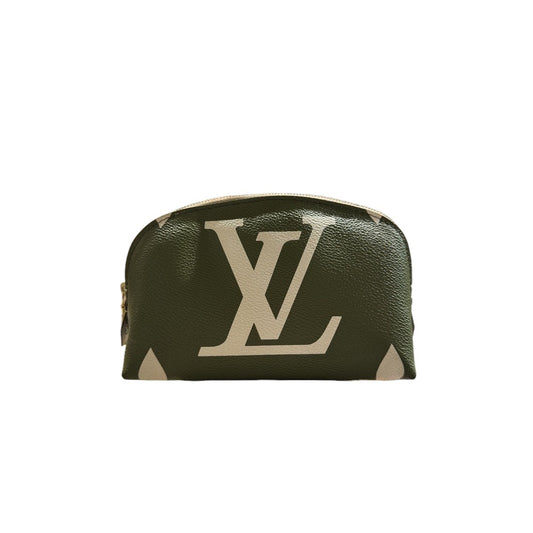 LOUIS VUITTON GIANT POCHETTE PM