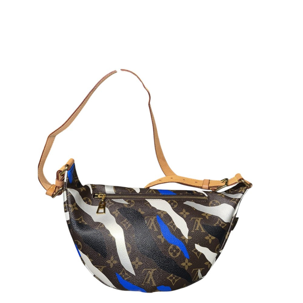 LOUIS VUITTON BUMBAG LEAGUE OF LEGENDS MONOGRAM