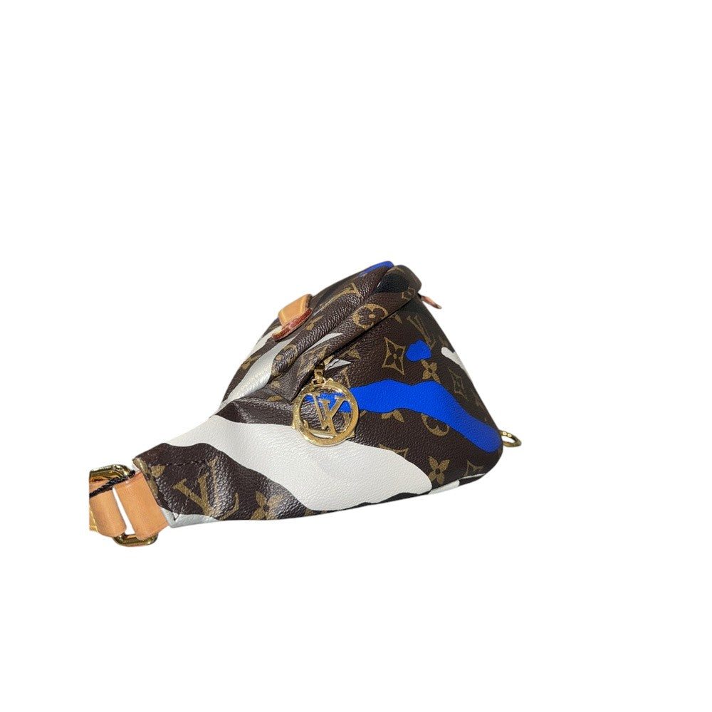 LOUIS VUITTON BUMBAG LEAGUE OF LEGENDS MONOGRAM