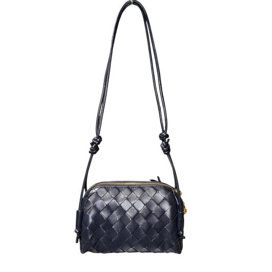 BOTTEGA VENETA CONCERT POUCH NAVY