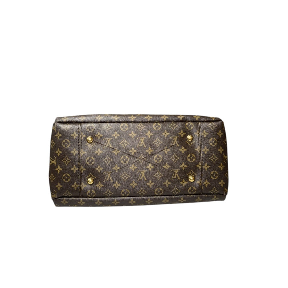 LOUIS VUITTON ARTSY MONOGRAM