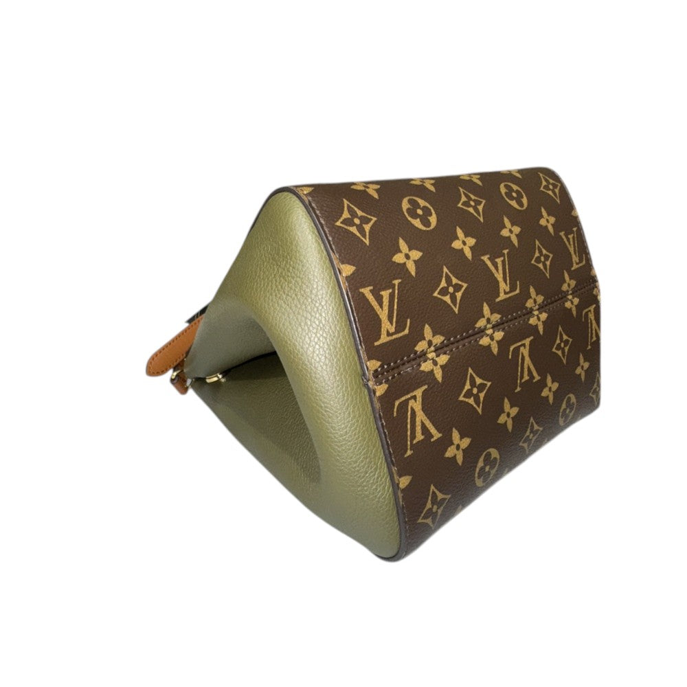 LOUIS VUITTON FOLD TOTE PM